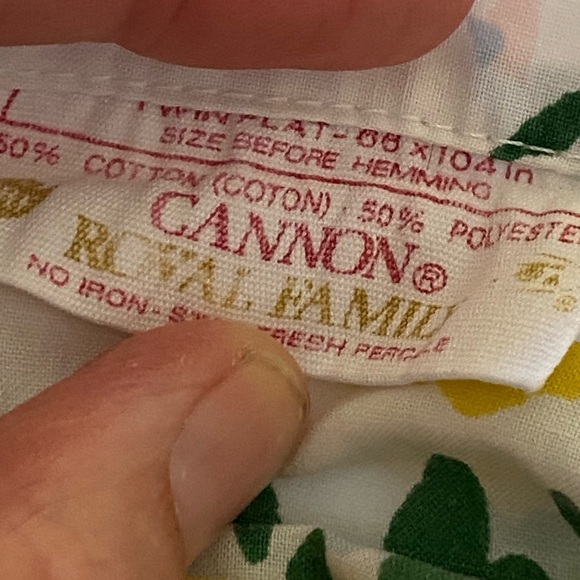 Cannon Vintage 1980s Floral Twin Bed Sheet And Fitted Sheet - Picture 5 of 5